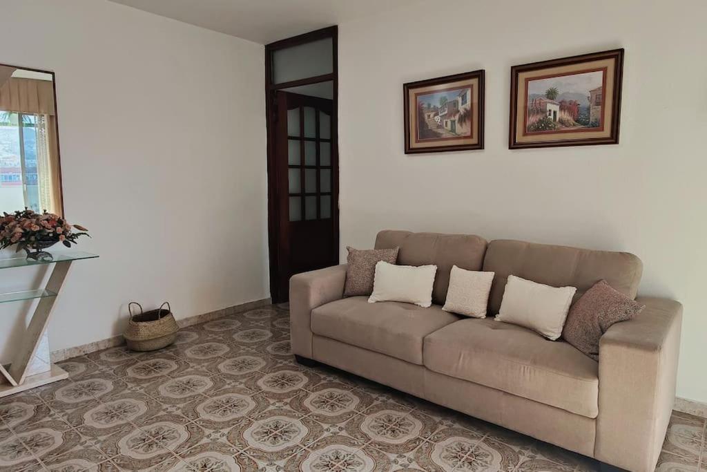 Casa Chito Santa Cruz Apartment Ngoại thất bức ảnh